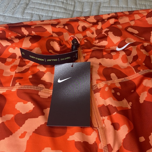 Nike Naomi Osaka Tennis sports leggings size large tightfit colorful camouflage - Picture 5 of 8
